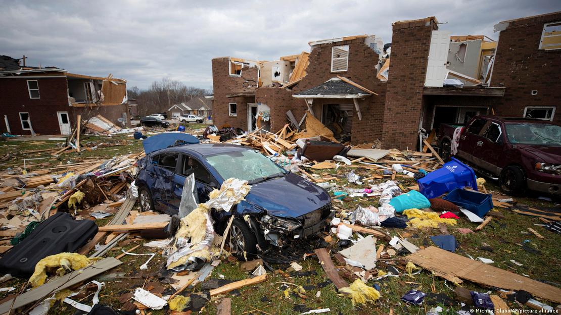 Casas destruidas por tornado en EEUU