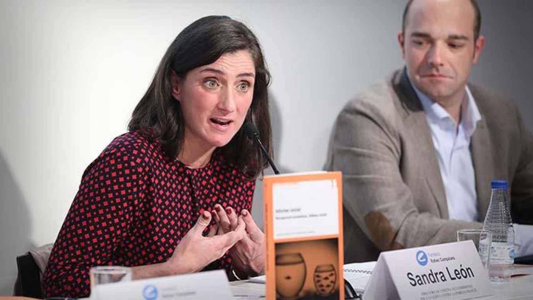 Sandra Sánchez en una conferencia