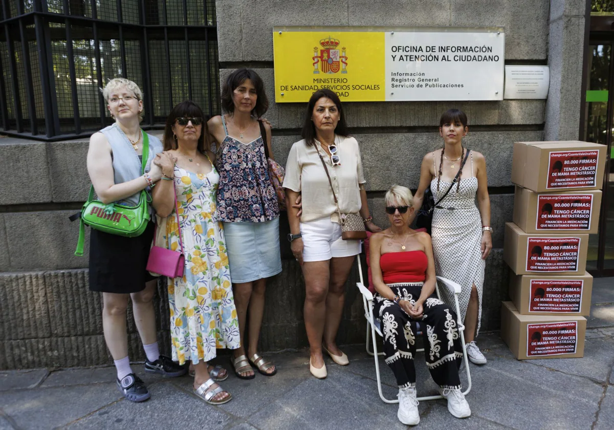 Pacientes de cáncer de mama metastásico frente al Ministerio de Sanidad ISABEL PERMUY