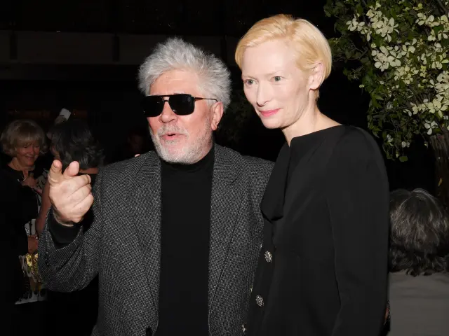 Pedro Almodovar y Tilda SwintonGetty Images Pedro Almodovar y Tilda SwintonGetty Images