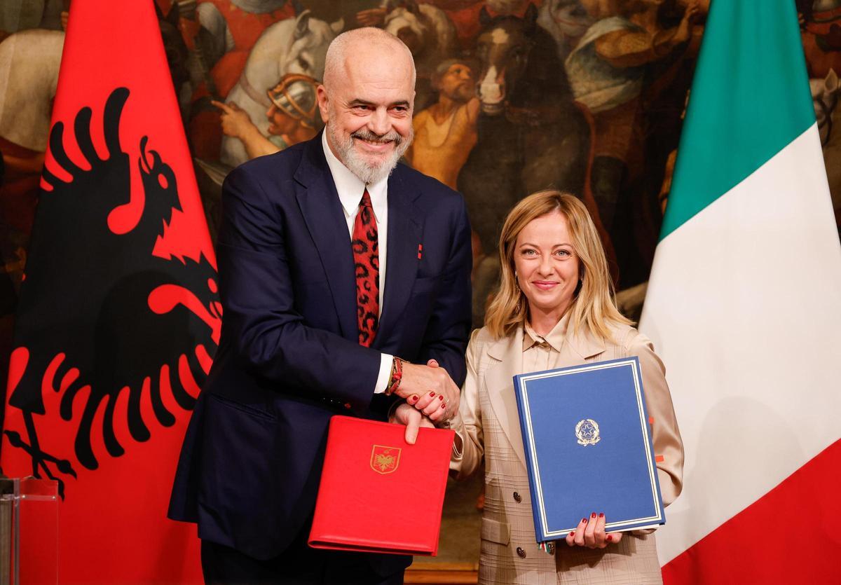 Meloni en Albania