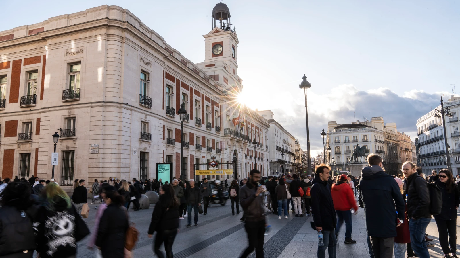 La que fuera Real Casa de Correos, en la Puerta del Sol de Madrid, ayer por la tardeDavid JarFotógrafos