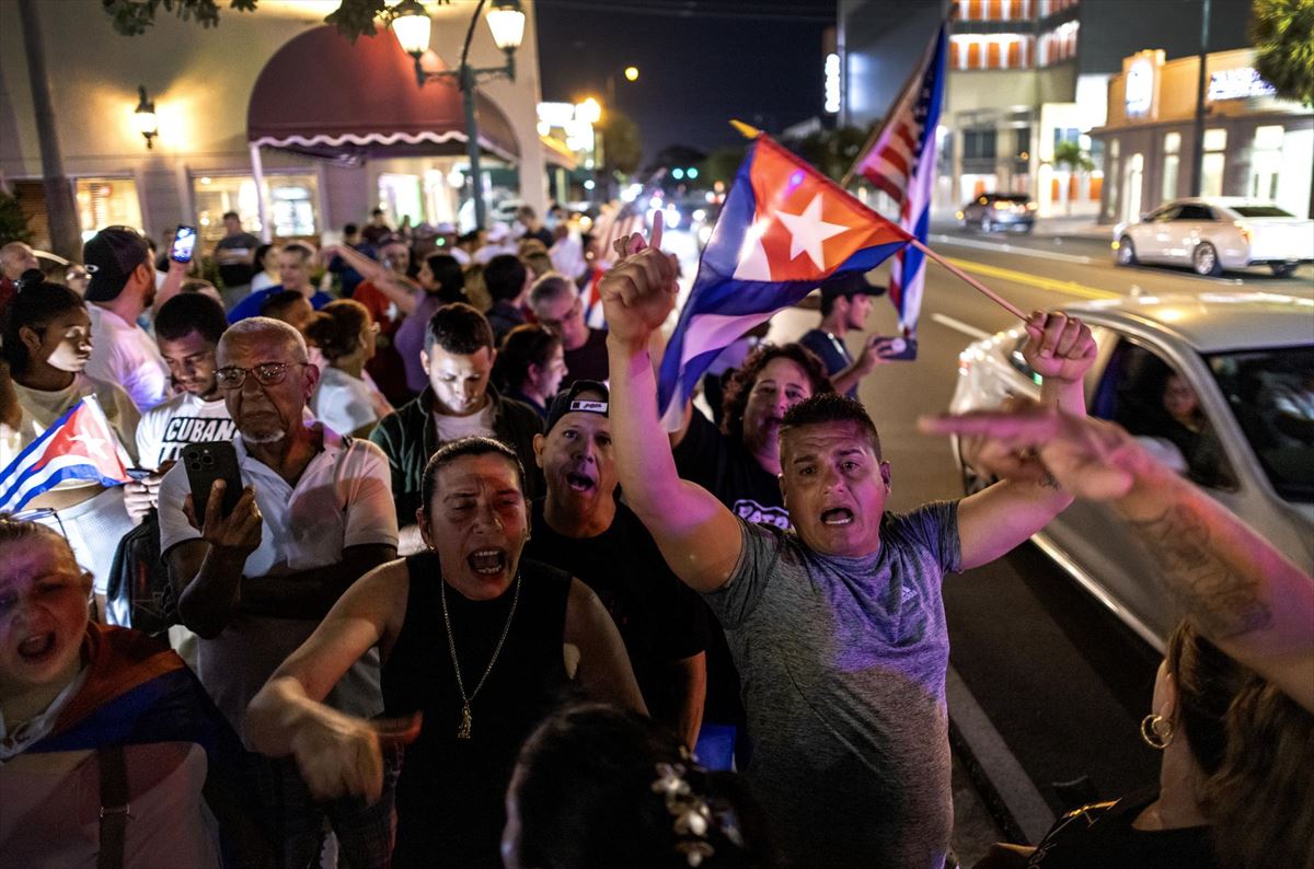 Ciudadanos cubanos en protestas por los apagones