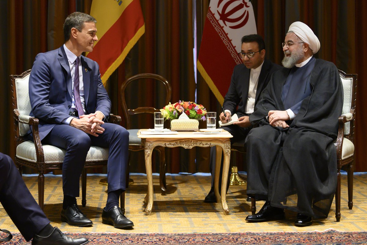 Sánchez con el presidente de Irán