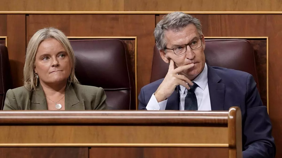 Marimar Blanco y Alberto Núñez Feijóo. Comparecencia de Pedro Sánchez en el Congreso de los Diputados. / José Luis Roca