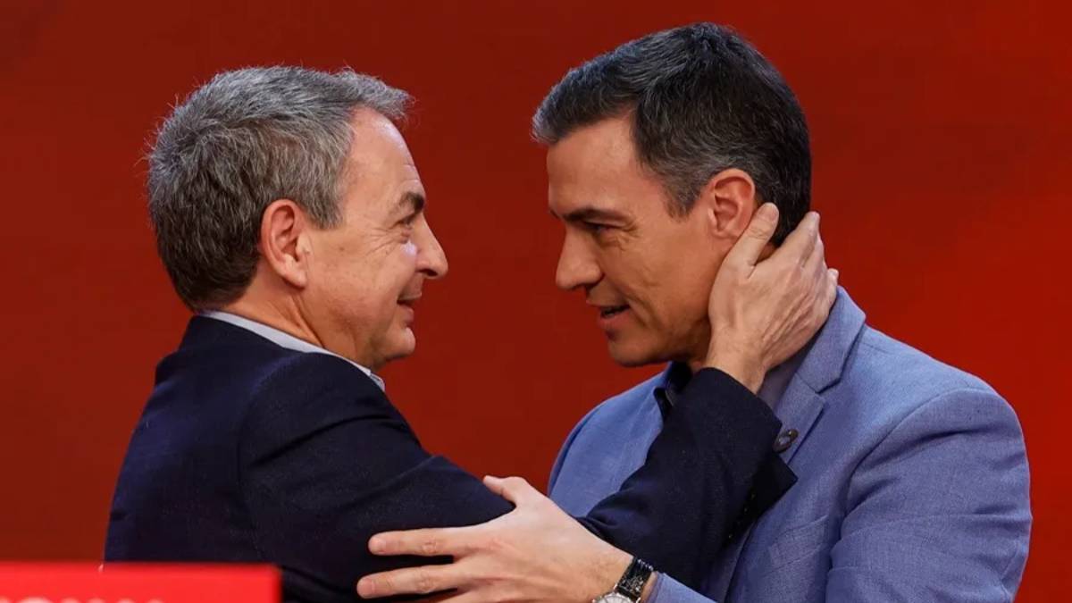 Sánchez junto a Zapatero