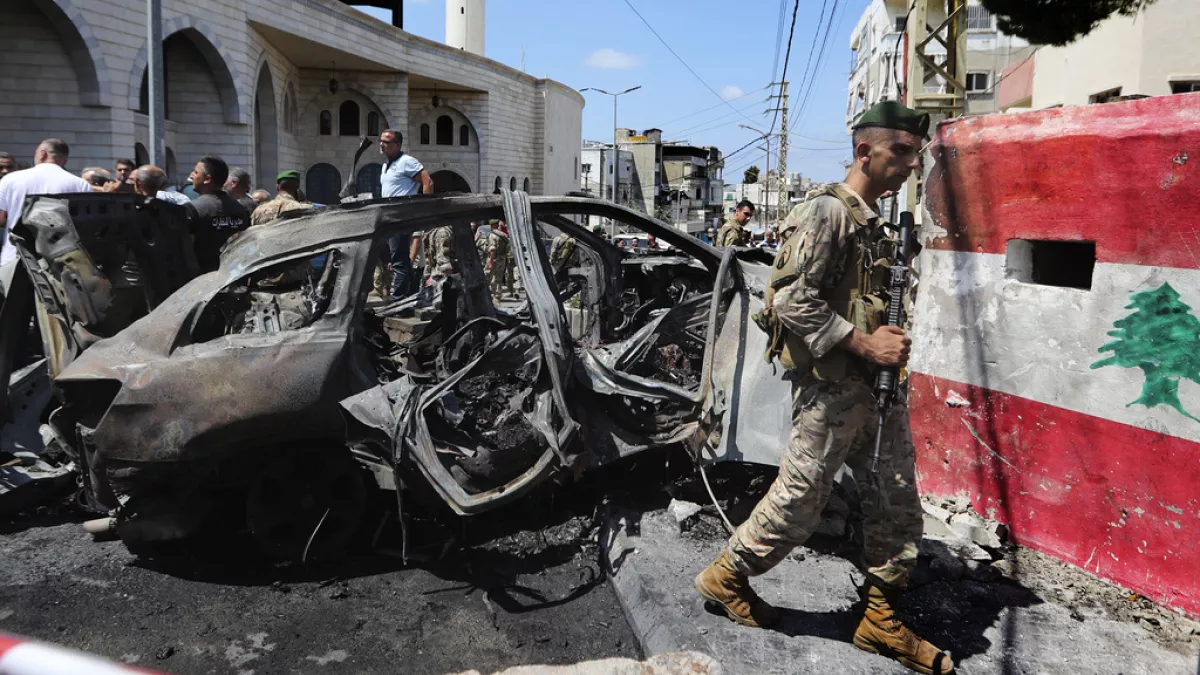 Militar en una calle del Líbano