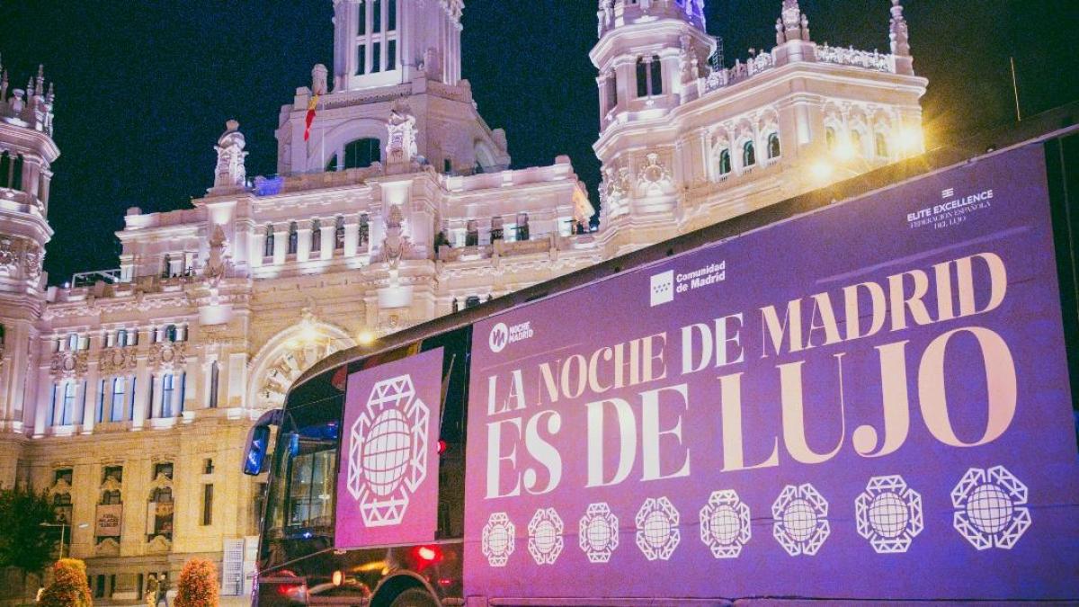 Autobús publicitario en Madrid