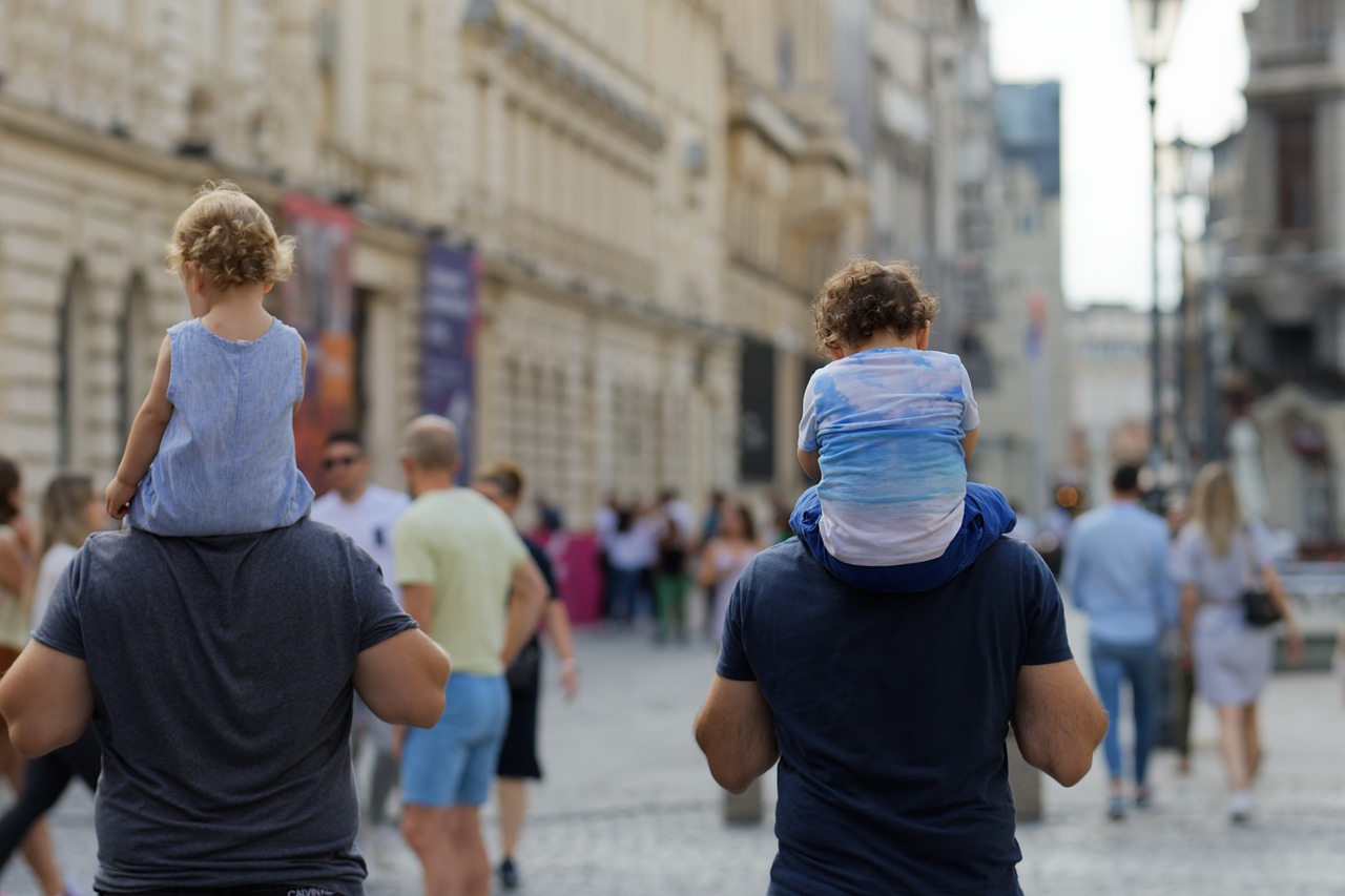 Hombres con niños